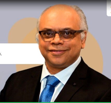 ഓഹരി വിപണിയുടെ സൂചിക കാണിക്കുന്ന ഗ്രാഫിന്റെ ചിത്രം