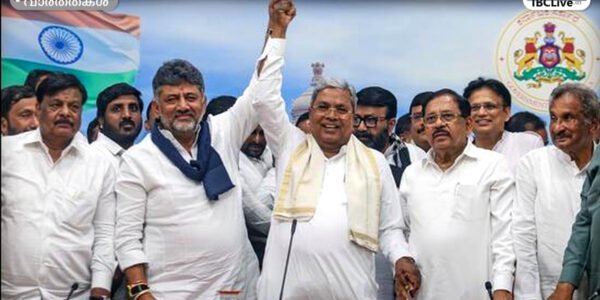 കർണാടക സർക്കാരിൻ്റെ ഭാവി ചർച്ച ചെയ്യുന്ന ഉന്നത കോൺഗ്രസ് നേതാക്കളുടെ യോഗം