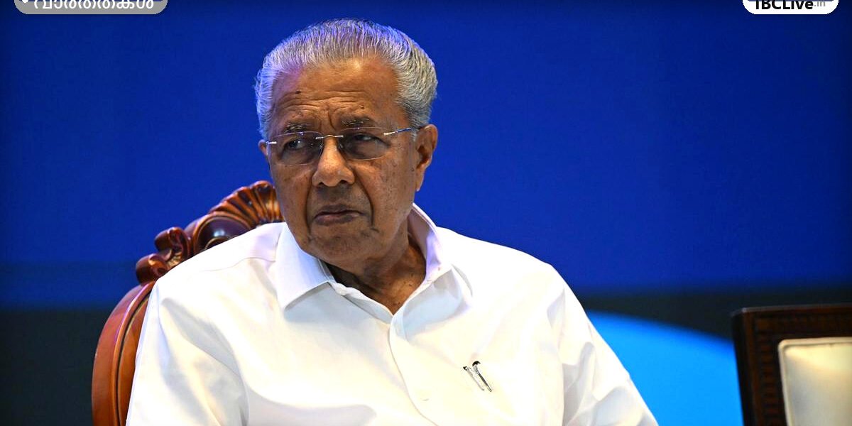 തിരുവനന്തപുരം നിയമസഭയിൽ മാധ്യമങ്ങളോട് സംസാരിക്കുന്ന പിണറായി വിജയൻ്റെ ചിത്രം.